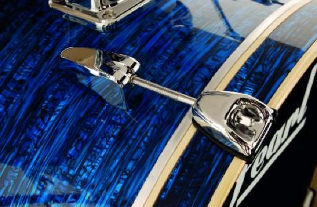 blank A 20"x16" bass drum.
